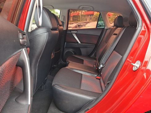 Used 2013 MAZDA MAZDA3 Touring FWD image 11