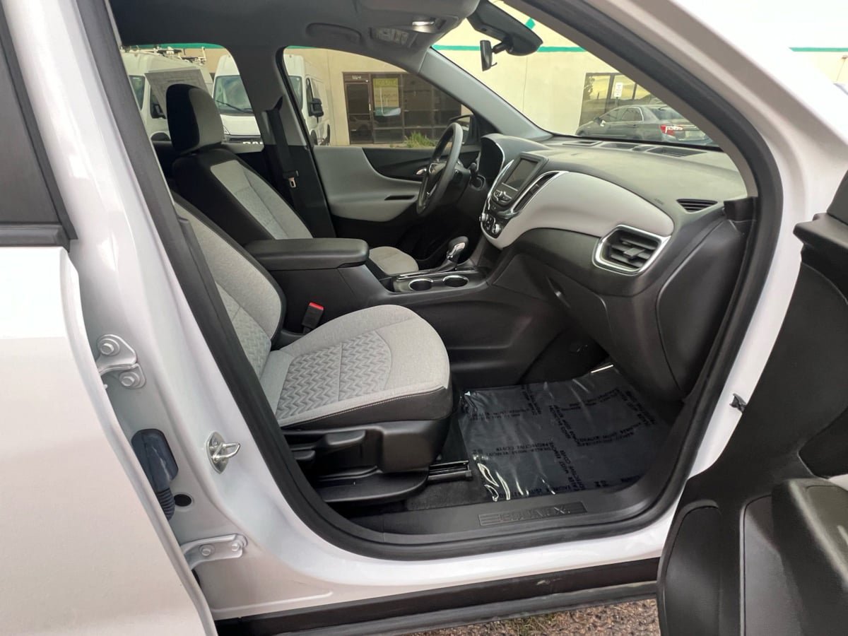 Used 2024 Chevrolet Equinox LS AWD/4WD image 11