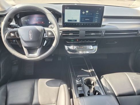 Used 2024 Lincoln Corsair AWD w/ Equipment Group 101A image 24