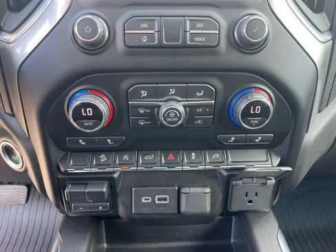 Used 2021 Chevrolet Silverado 1500 LT Trail Boss w/ Convenience Package II AWD/4WD image 30