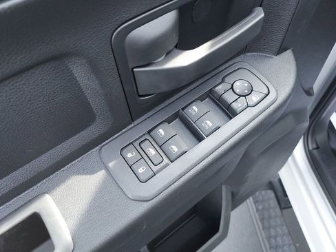 New 2026 RAM 2500 Tradesman AWD/4WD image 19