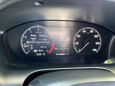 Used 2024 Honda HR-V EX-L image 12
