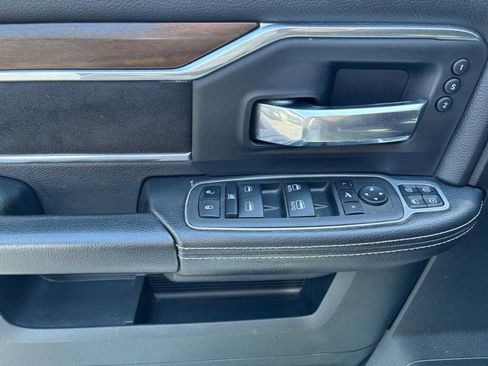 Used 2023 RAM 2500 Laramie AWD/4WD image 15