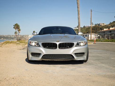 Used 2013 BMW Z4 sDrive28i RWD image 18