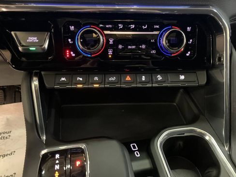 Used 2024 GMC Sierra 1500 Denali w/ Technology Package image 25