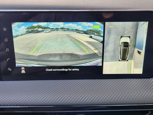 New 2025 Nissan Kicks SR image 13