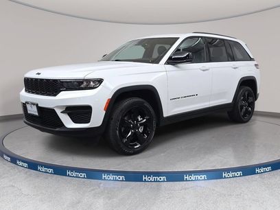 Used 2023 Jeep Grand Cherokee Altitude