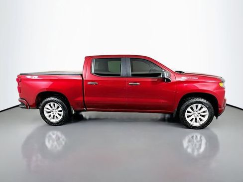 Used 2019 Chevrolet Silverado 1500 Custom w/ Custom Value Package image 5