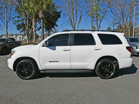 Used 2018 Toyota Sequoia TRD Sport image 2
