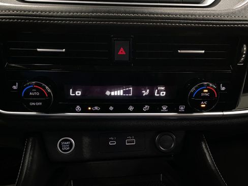 Certified 2023 Nissan Rogue SL AWD/4WD image 25