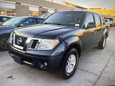 Used 2015 Nissan Frontier SV w/ SV Value Truck Package image 2
