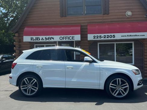 Used 2014 Audi SQ5 Prestige AWD/4WD image 2