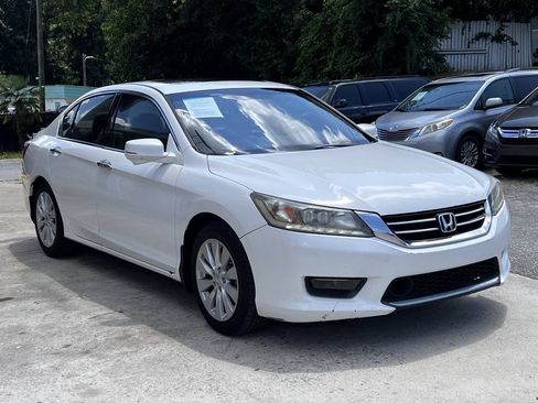 Used 2013 Honda Accord Touring image 8