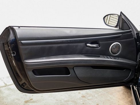 Used 2011 BMW M3 Convertible RWD image 41