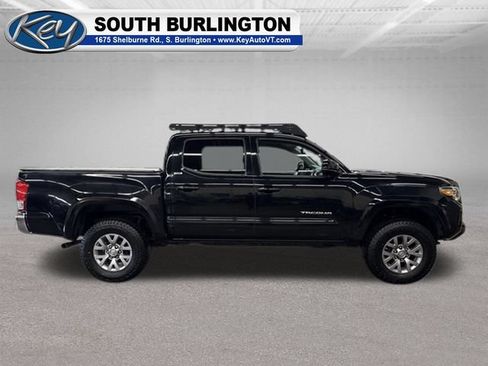 Used 2017 Toyota Tacoma SR5 w/ Tow Package AWD/4WD image 8