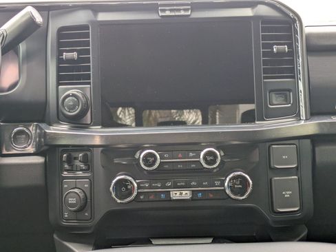New 2025 Ford F350 Lariat w/ Lariat Ultimate Package AWD/4WD image 17