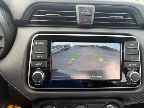 Used 2025 Nissan Versa S w/ S Plus Package FWD image 24