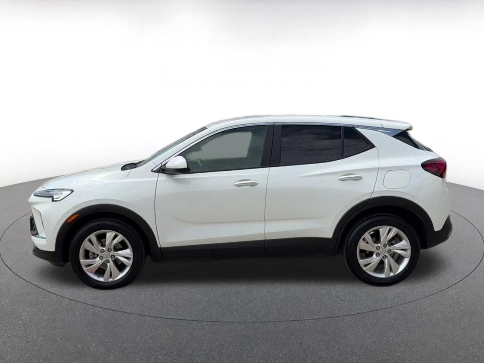 Used 2026 Buick Encore GX Preferred FWD image 8