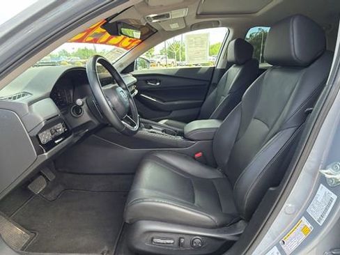 Used 2024 Honda Accord EX-L image 32