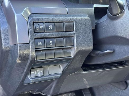 Certified 2025 Toyota Tacoma SR5 image 11