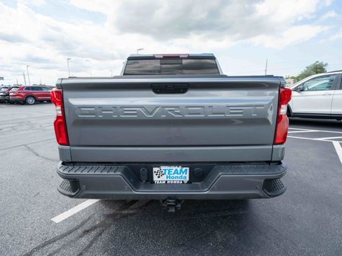 Used 2021 Chevrolet Silverado 1500 RST w/ Convenience Package II AWD/4WD image 5