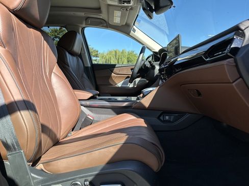 Used 2025 Acura MDX Advance Package image 25