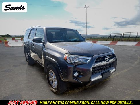 Used 2014 Toyota 4Runner SR5 AWD/4WD image 1