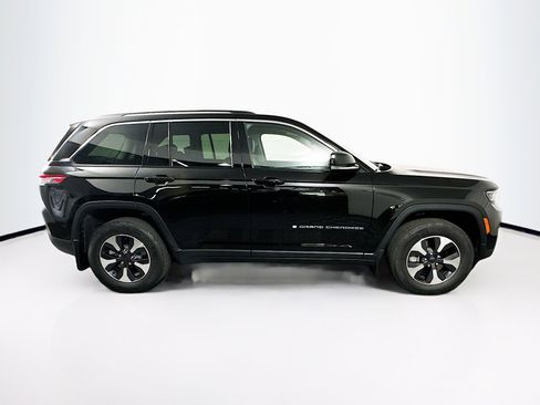 Used 2022 Jeep Grand Cherokee Limited 4xe w/ MOPAR Finishing Package image 10