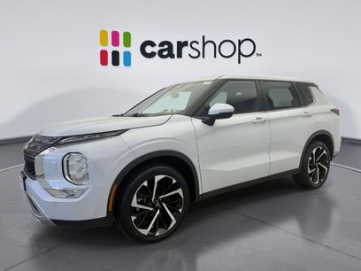 Used 2023 Mitsubishi Outlander SE