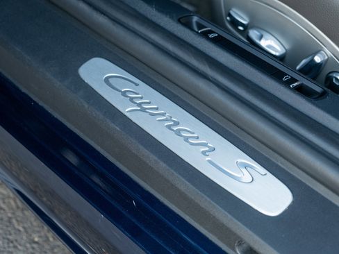 Certified 2021 Porsche 718 Cayman S image 19