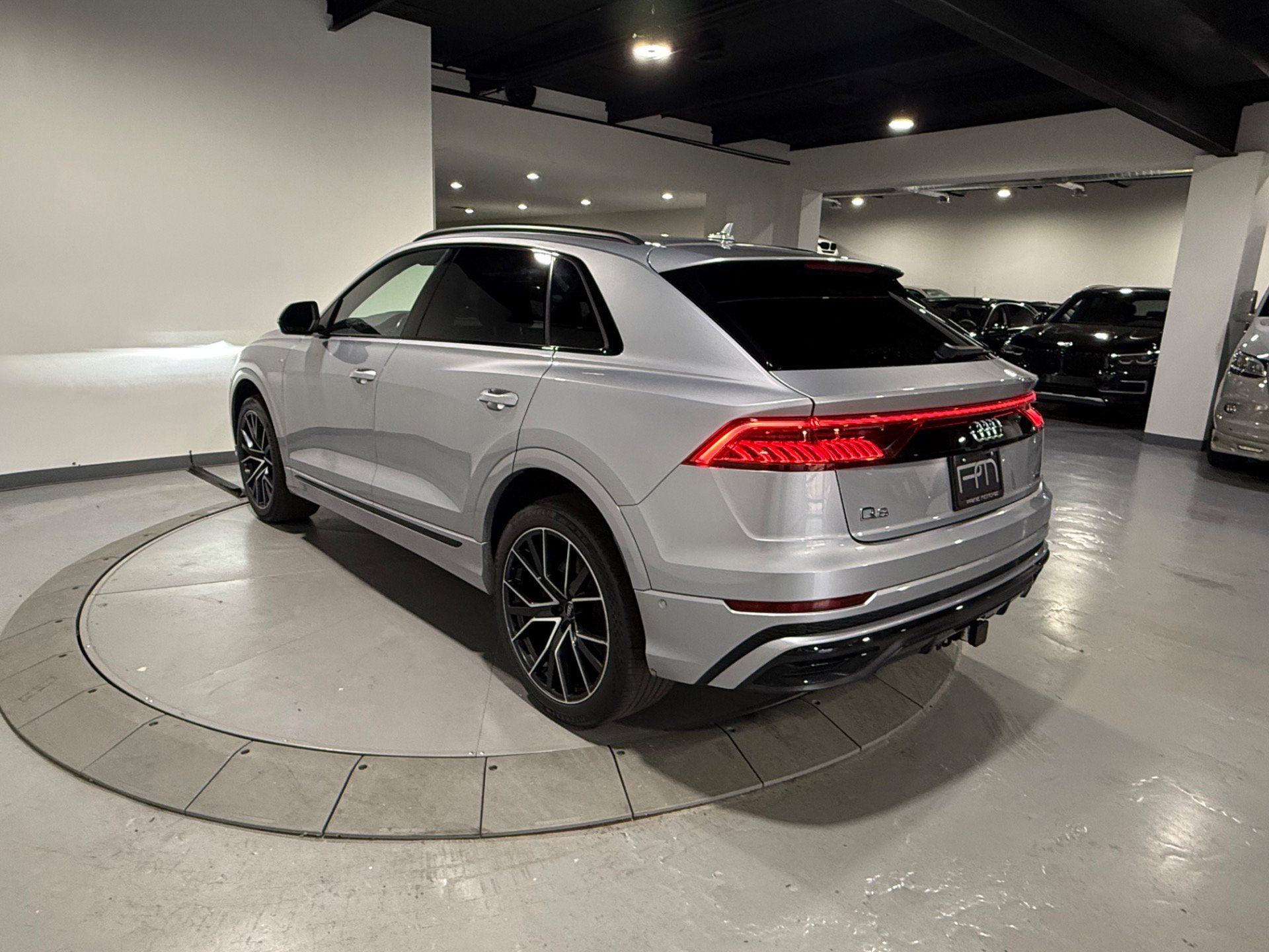 Used 2019 Audi Q8 Premium Plus w/ Premium Plus AWD/4WD image 12