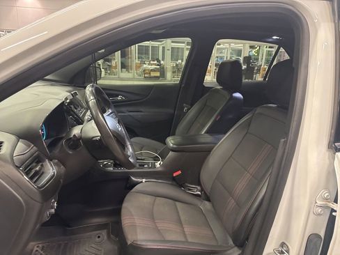 Used 2022 Chevrolet Equinox RS image 6