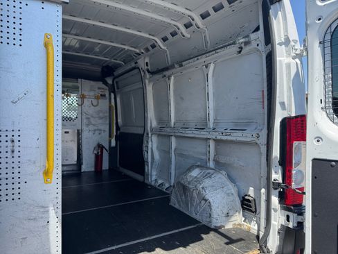 Used 2020 RAM ProMaster 2500 FWD image 18
