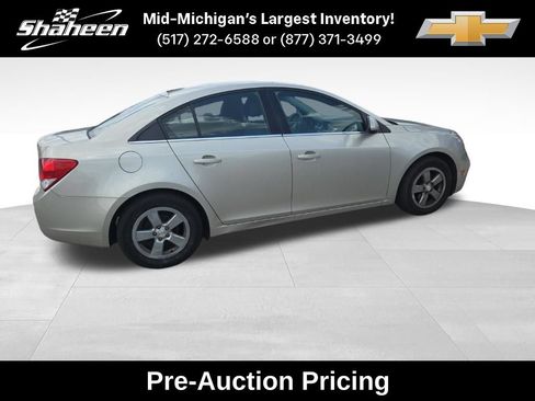 Used 2015 Chevrolet Cruze LT w/ Sun And Sound Package FWD image 2