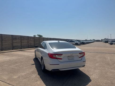 Used 2019 Honda Accord LX image 17