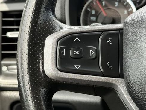 Used 2024 RAM 3500 Tradesman w/ Chrome Appearance Group AWD/4WD image 11