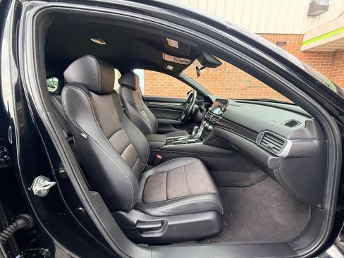 Used 2020 Honda Accord Sport image 18