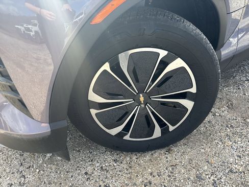 Certified 2024 Chevrolet Blazer EV LT image 13