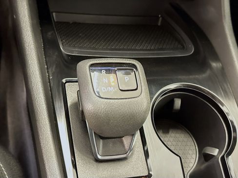 Used 2023 Nissan Rogue SV AWD/4WD image 24