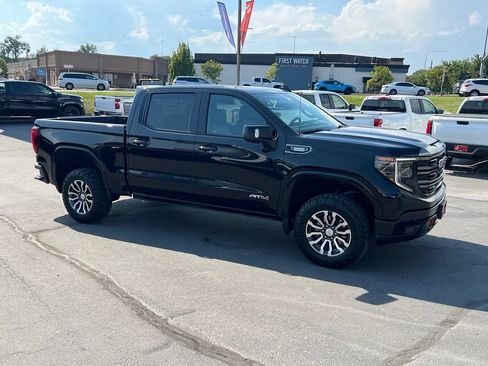Certified 2023 GMC Sierra 1500 AT4 w/ Technology Package AWD/4WD image 6
