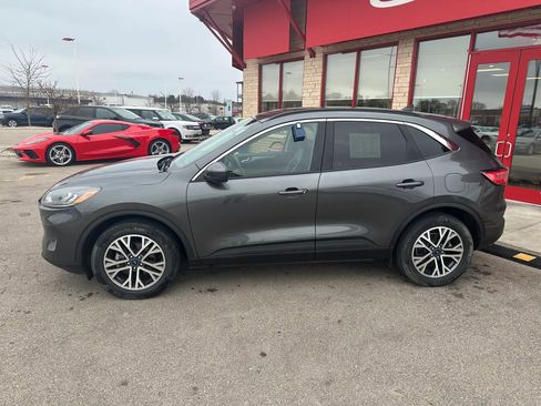 Used 2020 Ford Escape SEL AWD/4WD image 9