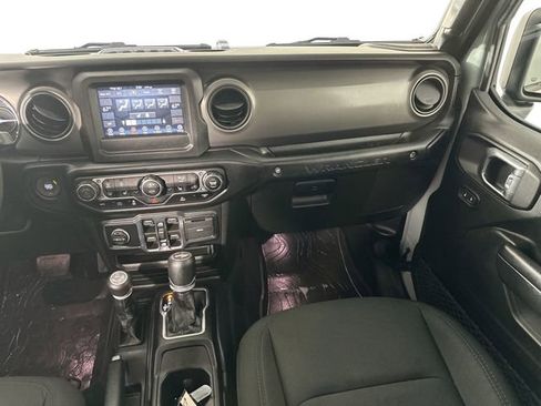 Used 2023 Jeep Wrangler Unlimited w/ Cold Weather Group AWD/4WD image 26