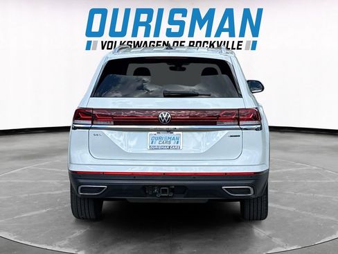 Used 2025 Volkswagen Atlas SEL AWD/4WD image 5