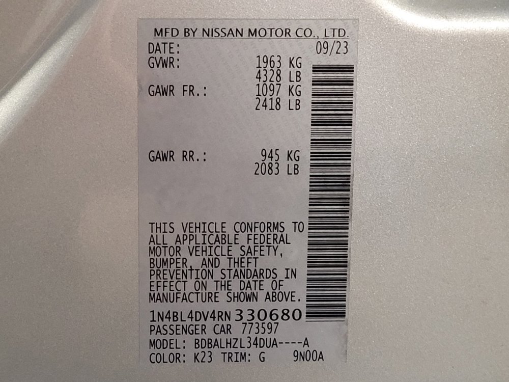 Used 2024 Nissan Altima 2.5 SV FWD image 33
