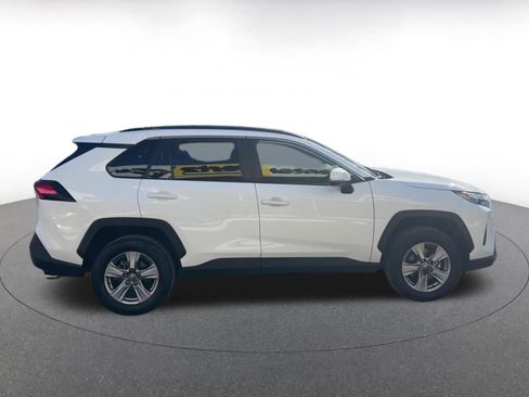 Used 2025 Toyota RAV4 XLE image 16