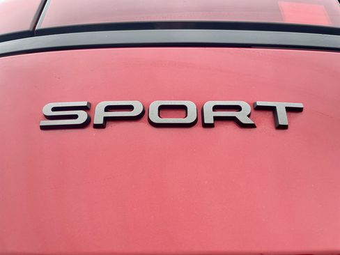 Used 2024 Land Rover Range Rover Sport Dynamic SE image 33