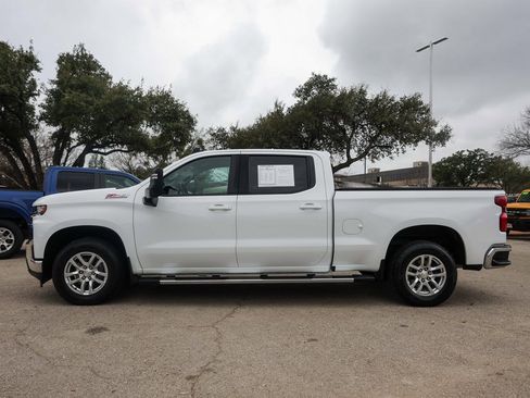 Used 2021 Chevrolet Silverado 1500 LT w/ Z71 Off-Road Package image 2