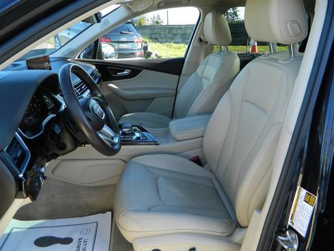 Used 2018 Audi Q7 3.0T Prestige image 12