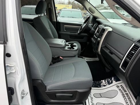 Used 2020 RAM 1500 Classic SLT image 13