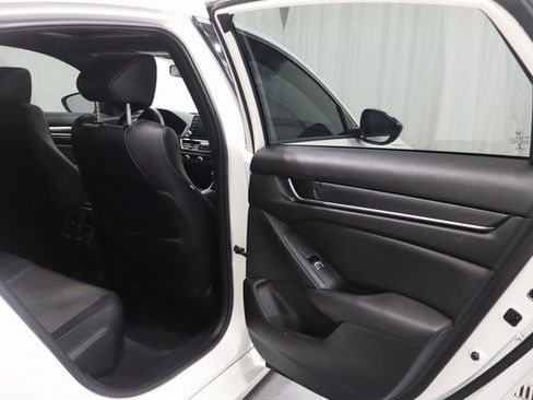 Used 2021 Honda Accord Sport image 16